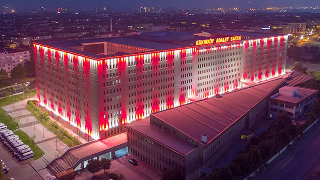 Bakırköy Adliyesi’nde 'tahliye vaadi' operasyonu: 'Tanıdık savcı' yalanıyla dolandırdılar