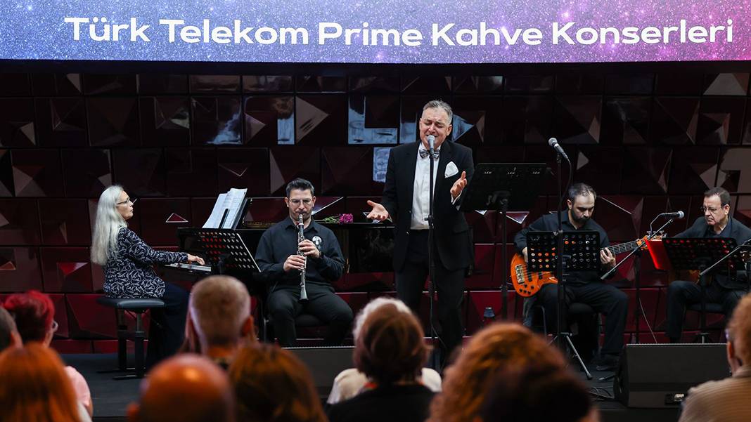 Cumartesi sabahlarının klasiği geri döndü: AKM'de kahve ve müzik dolu saatler sizi bekliyor