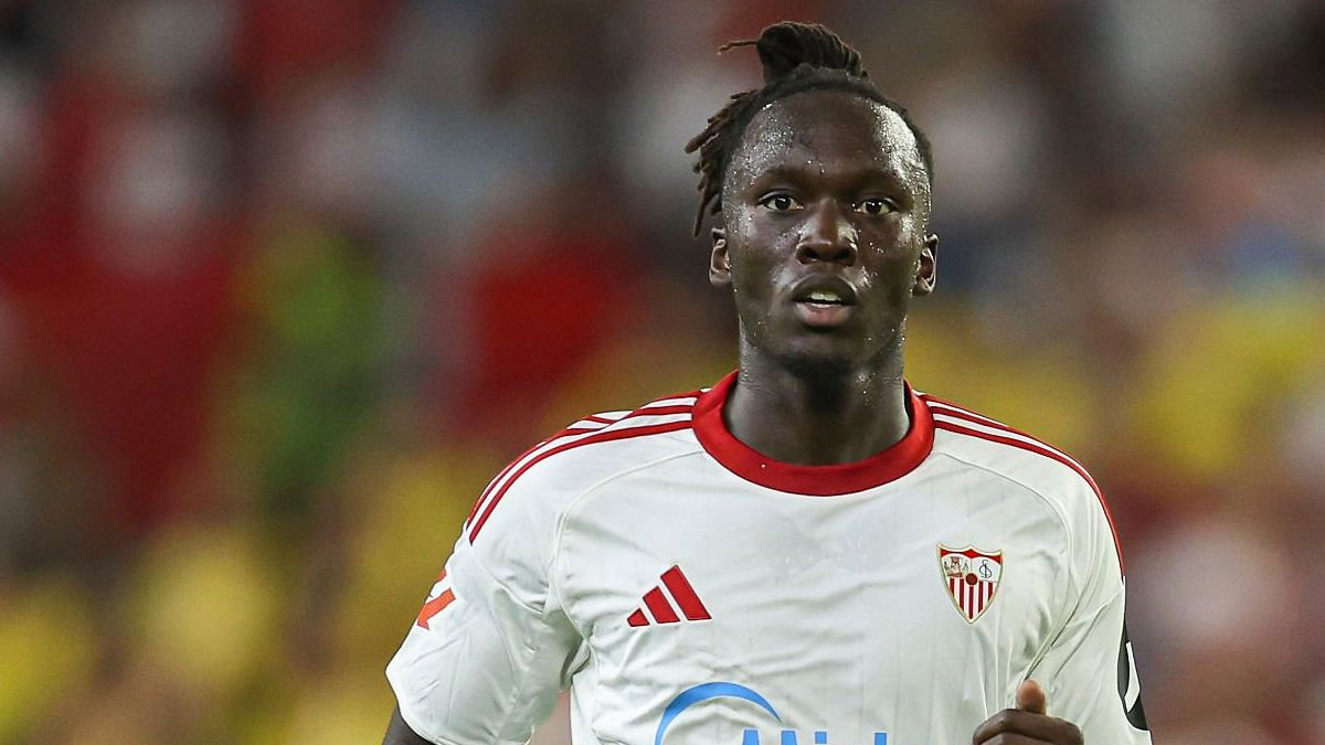 Mendy Sevilla'nın vazgeçilmezi oldu