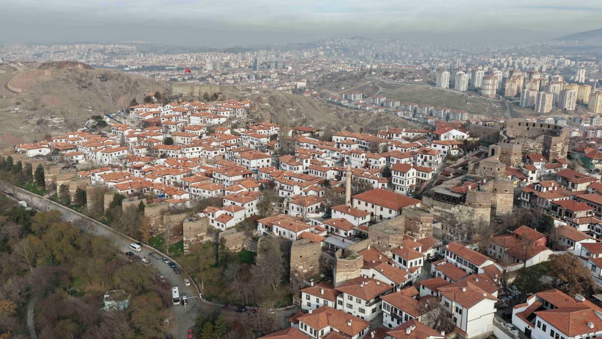 Ankara Kalesi tarihi dokusuna kavuştu