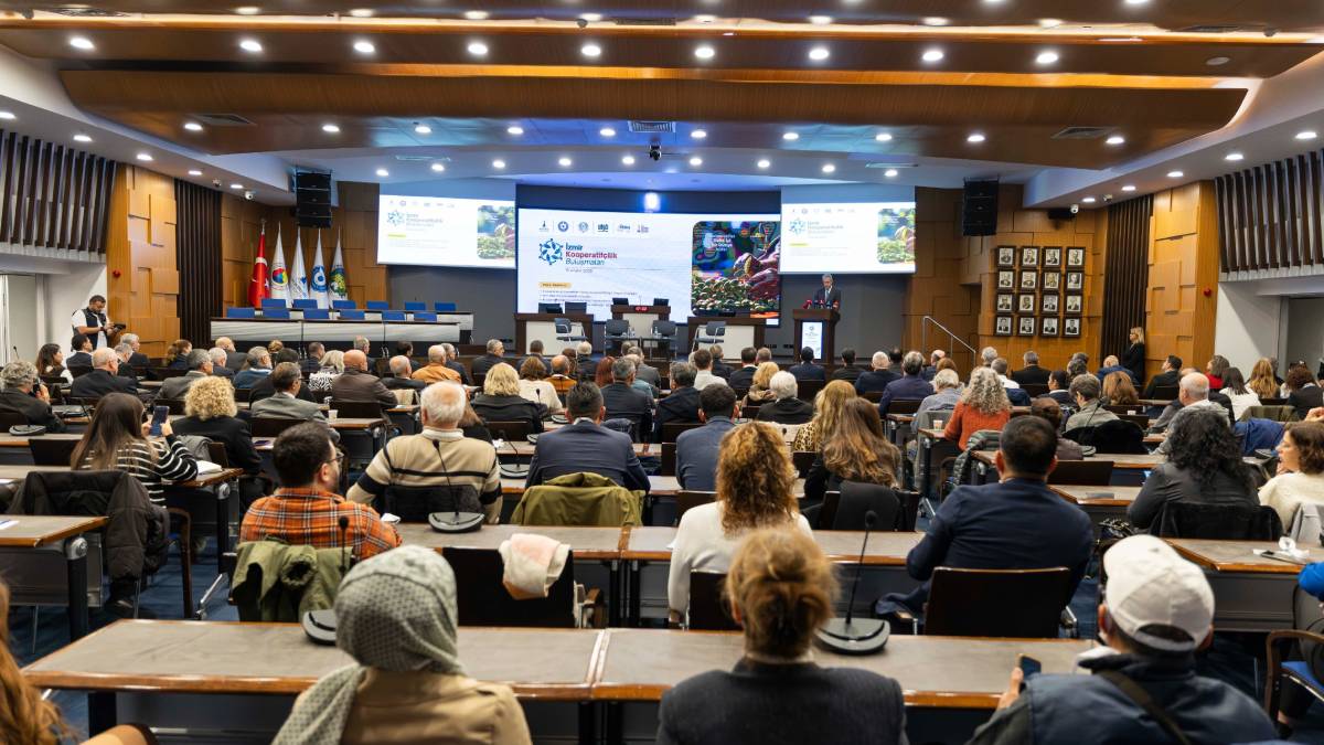 Başkan Tugay: Kooperatiflerle iş birliği içinde sorunları aşacağız