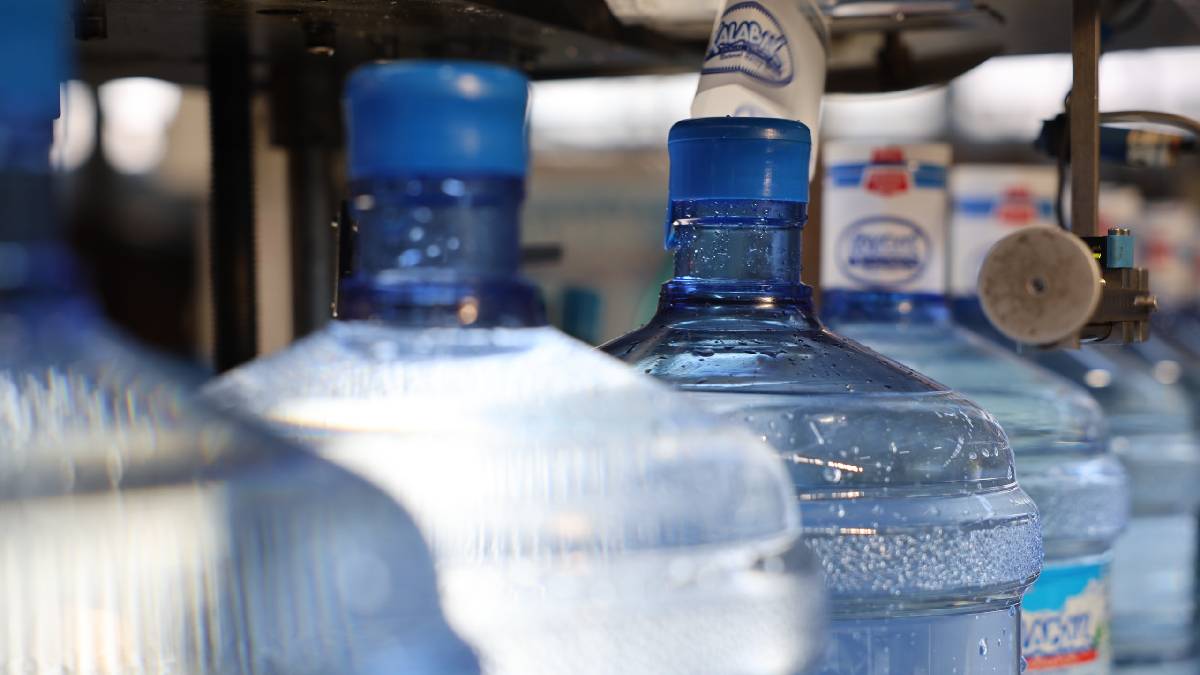 Eskişehir’in 89 yıllık lezzeti: Kalabak Suyu... Modern tesislerde el değmeden paketlenerek her gün binlerce haneye ulaşıyor