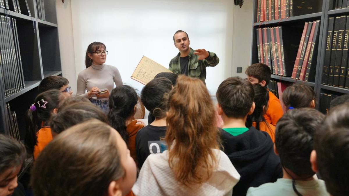 Burhaniye’nin tarihi, kent arşiviyle geleceğe taşınıyor