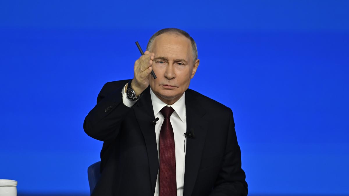 Putin'den batılı hükümetlere sert mesaj: Rusya’yı düşman olarak gösteriyorlar