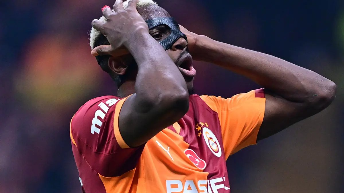 Victor Osimhen baskı altında: Tüm yük golcü futbolcunun omuzlarında