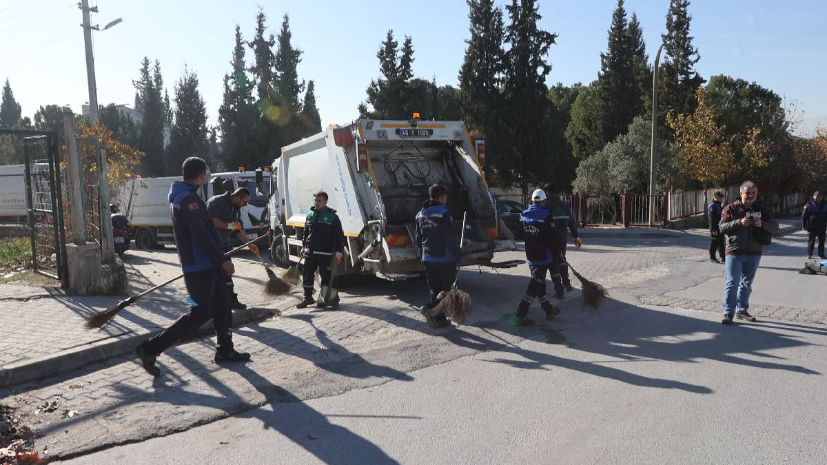 Büyükşehir’den 13 ilçede çevre temizliği seferberliği