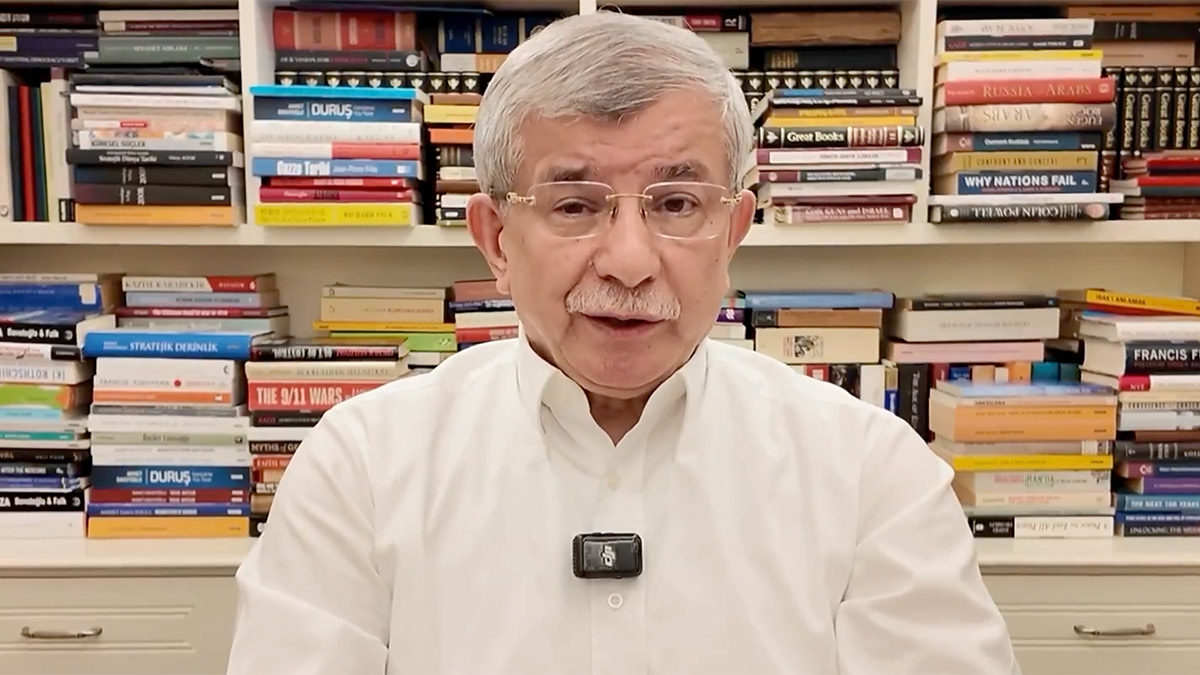 Davutoğlu'ndan düşen İHA'larla ilgili değerlendirme: Devlet güvenliğinde zaaf kabul edilemez