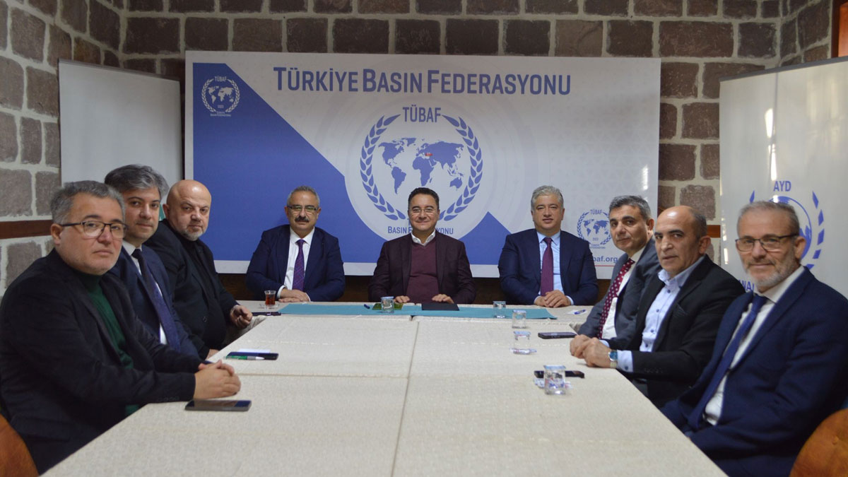 Babacan: Avrupa’nın bize ders verme hakkı yok