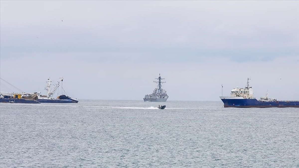 WSJ: ABD, Venezuela açıklarında üçüncü bir petrol tankerini takibe aldı