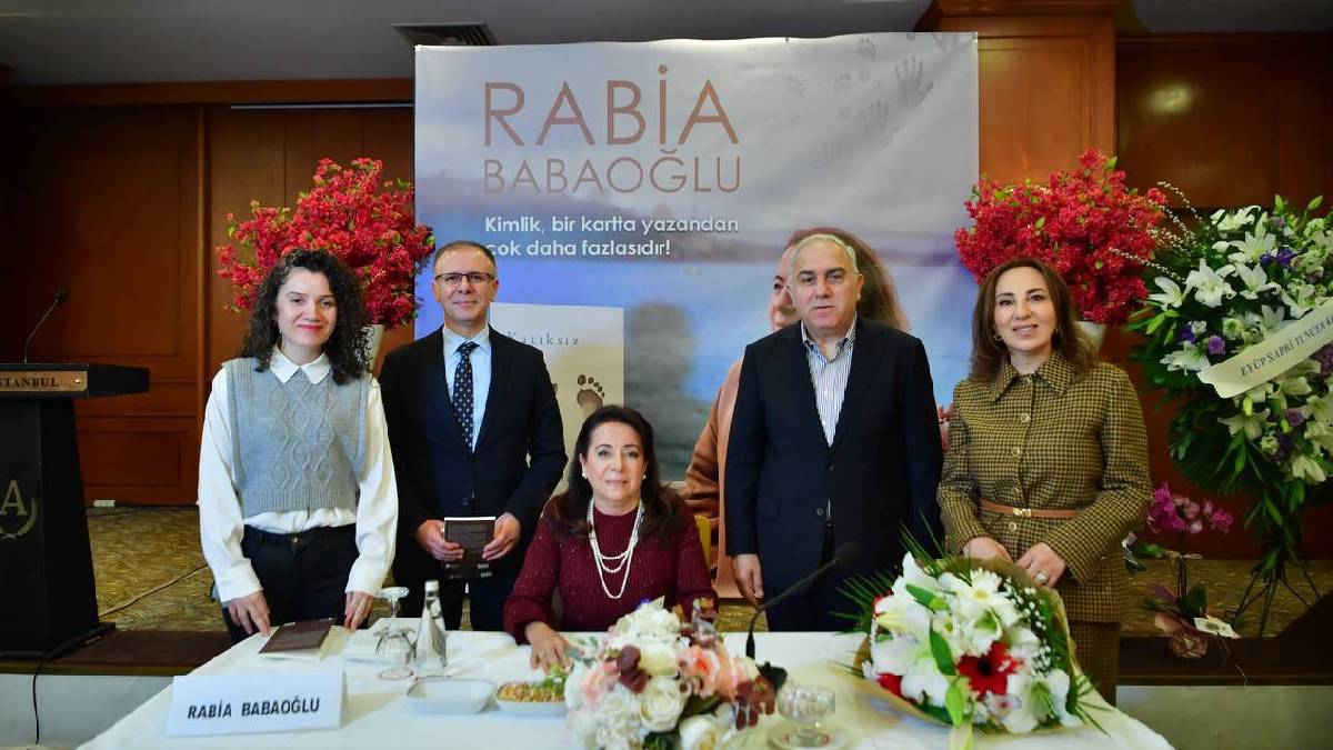 İstanbul İl Nüfus Müdürü Babaoğlu, tanıklık ettiği hikâyeleri “Katıksız” kitabında topladı