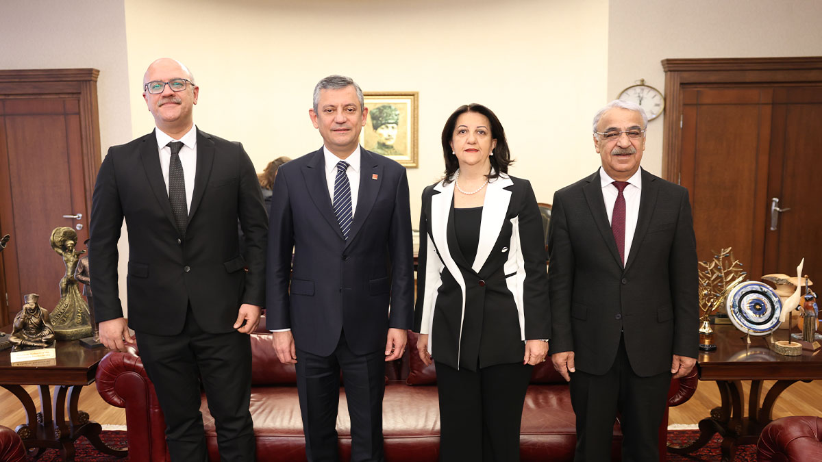 DEM Parti İmralı Heyeti'nden CHP'ye ziyaret