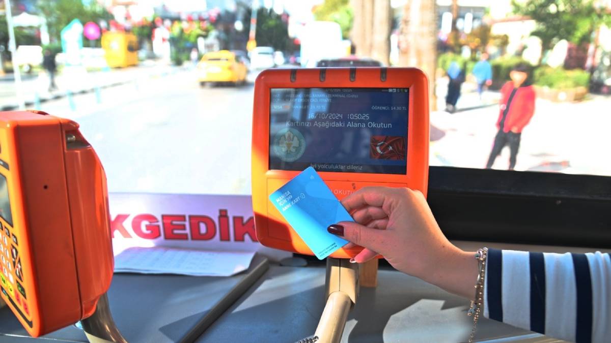 Büyükşehirden vatandaşların yükünü hafifleten proje: Anne Kart ile 15 binin üzerinde anne ücretsiz ulaşımdan faydalanıyor