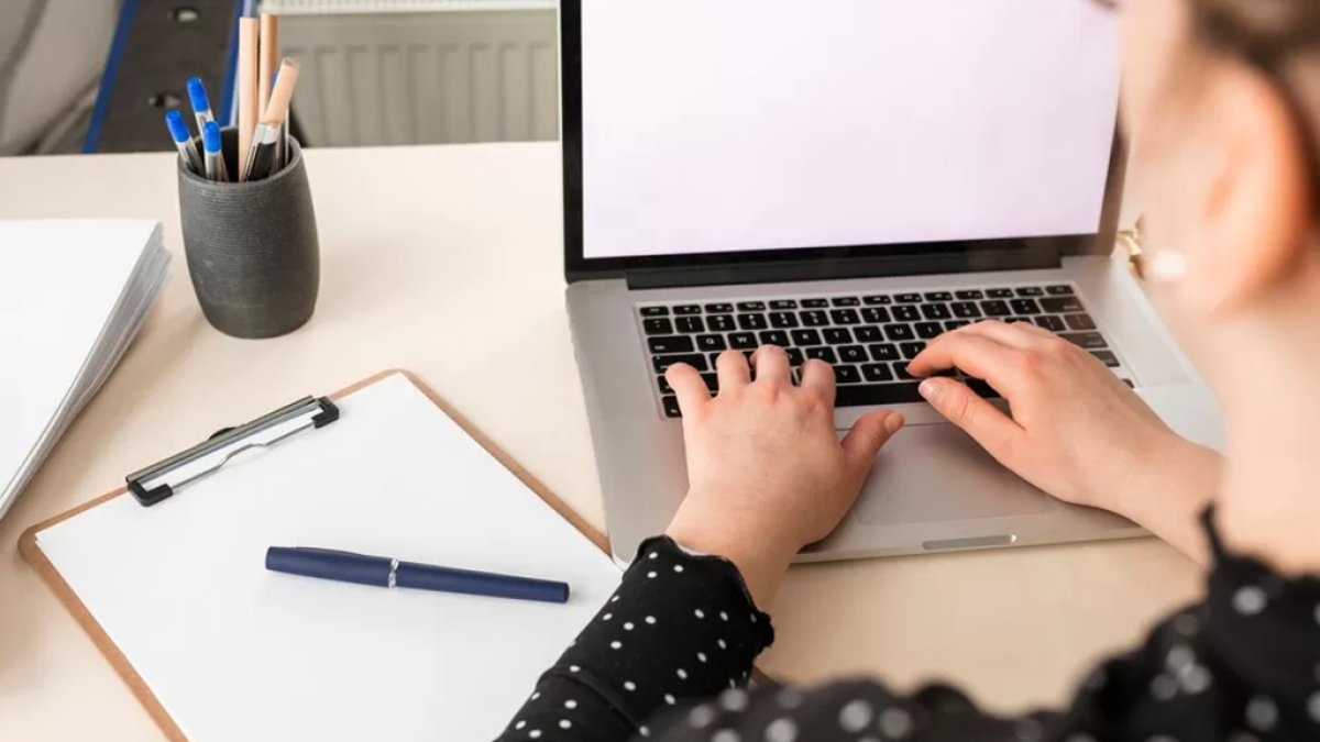 Akademik sahtecilik için yeni düzenleme: Parayla tez yazanlara ağır ceza geliyor