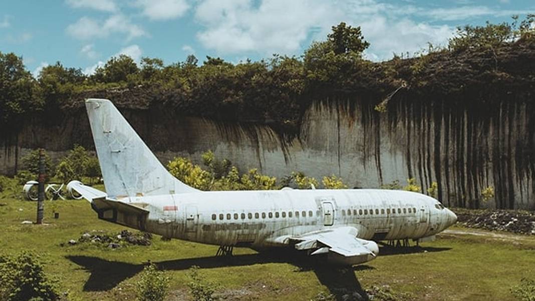 13 yıldır kayıp olan Boeing uçağı bulundu