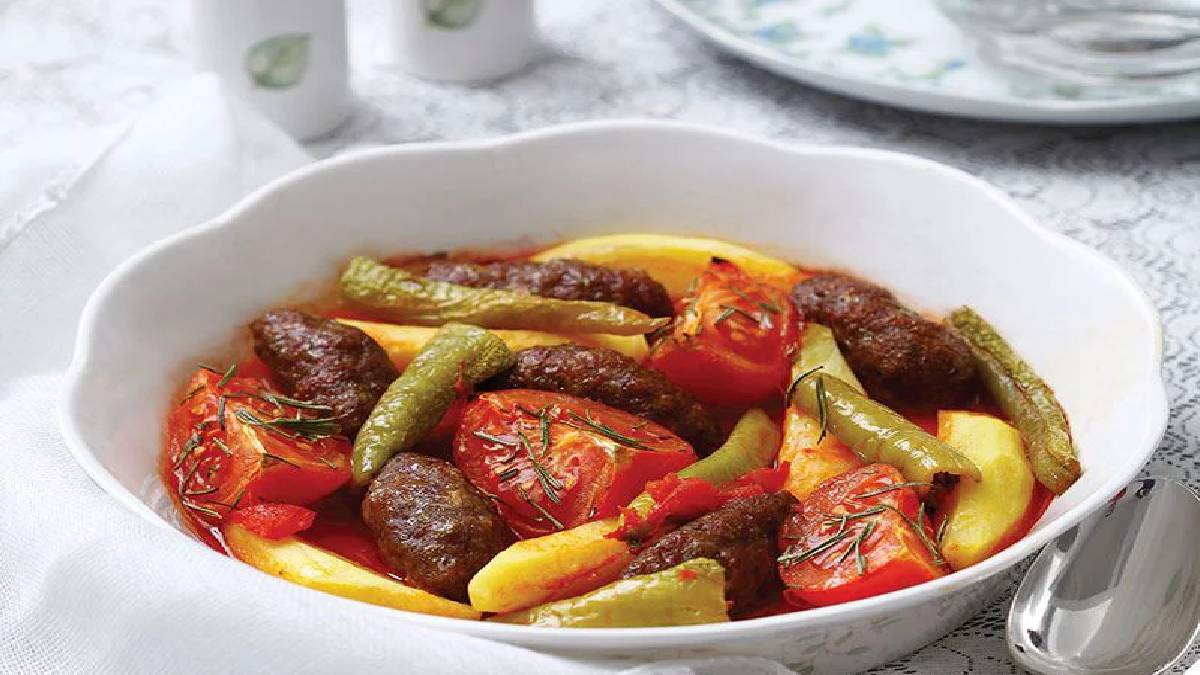 İzmir Köfte Tarifi! Türk mutfağının klasik lezzetlerinden: Denemeyen kalmasın