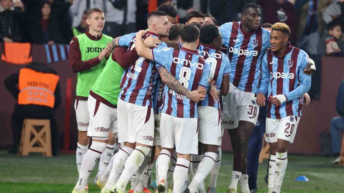 Trabzonspor şampiyonluk yarışına yeni transferleriyle tutunuyor