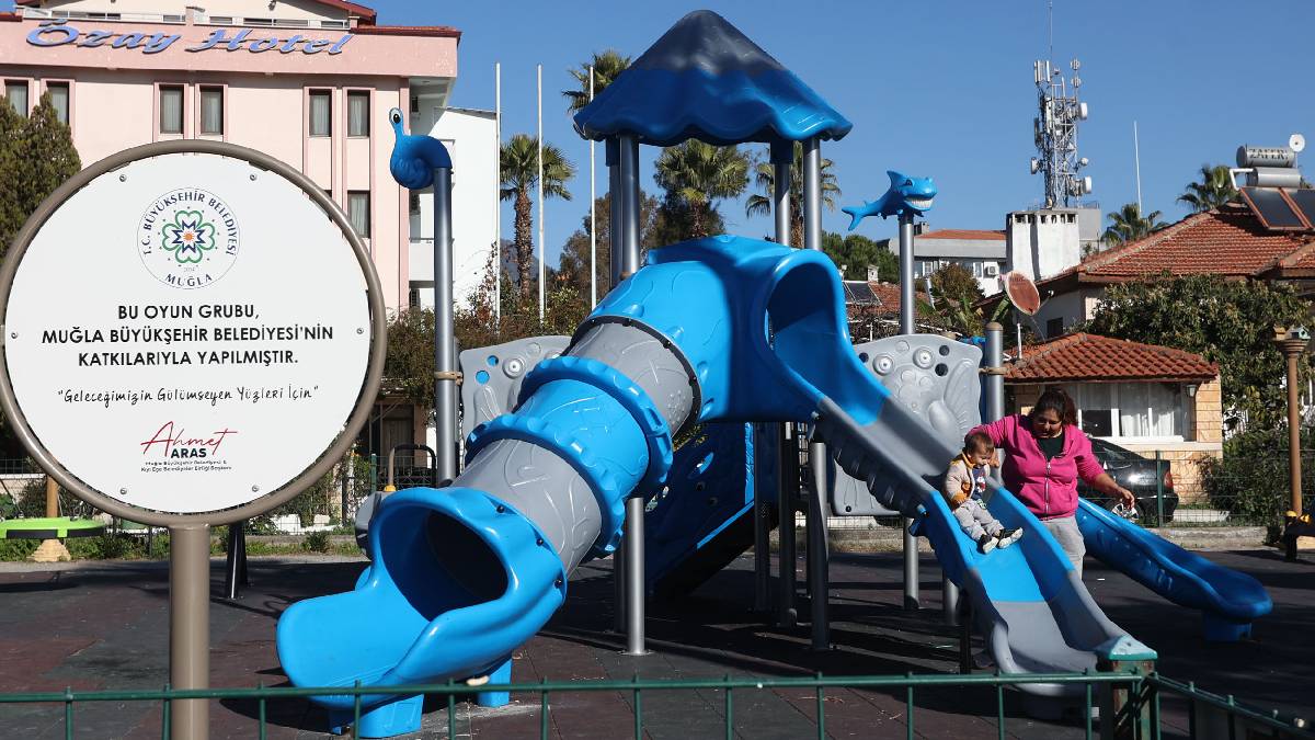 Köyceğiz’de ortak yaşam alanları Büyükşehir ile güzelleşiyor