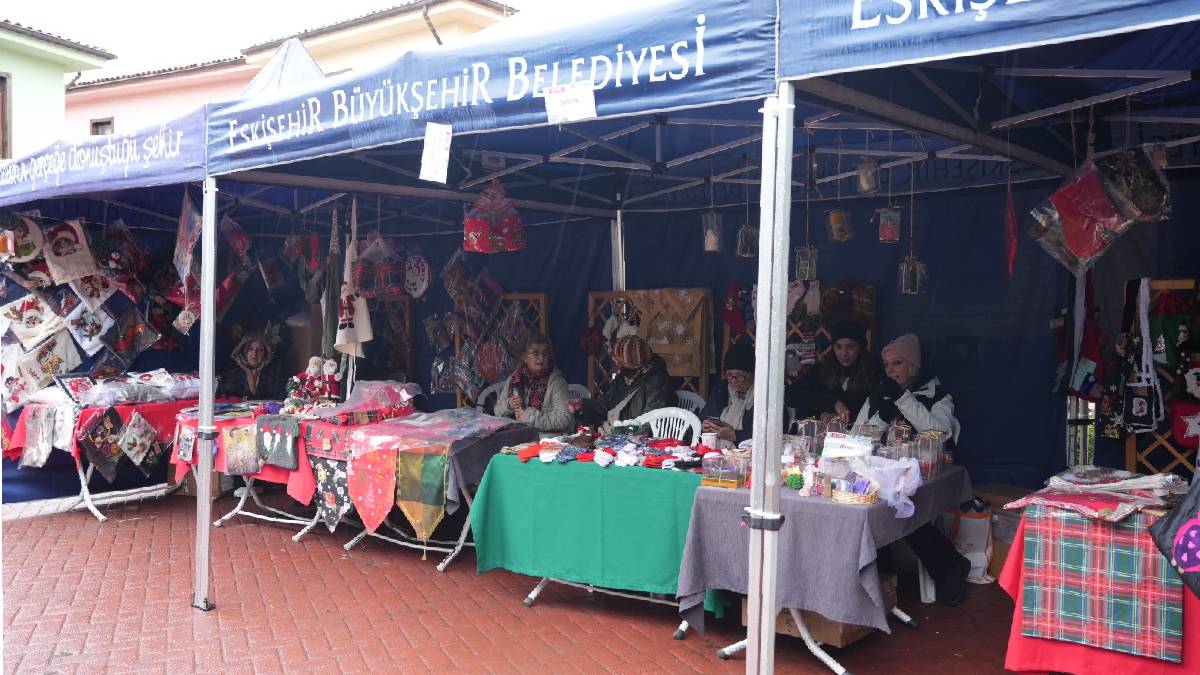 ESMEK’ten yeni yıla özel hediyelik eşya pazarı