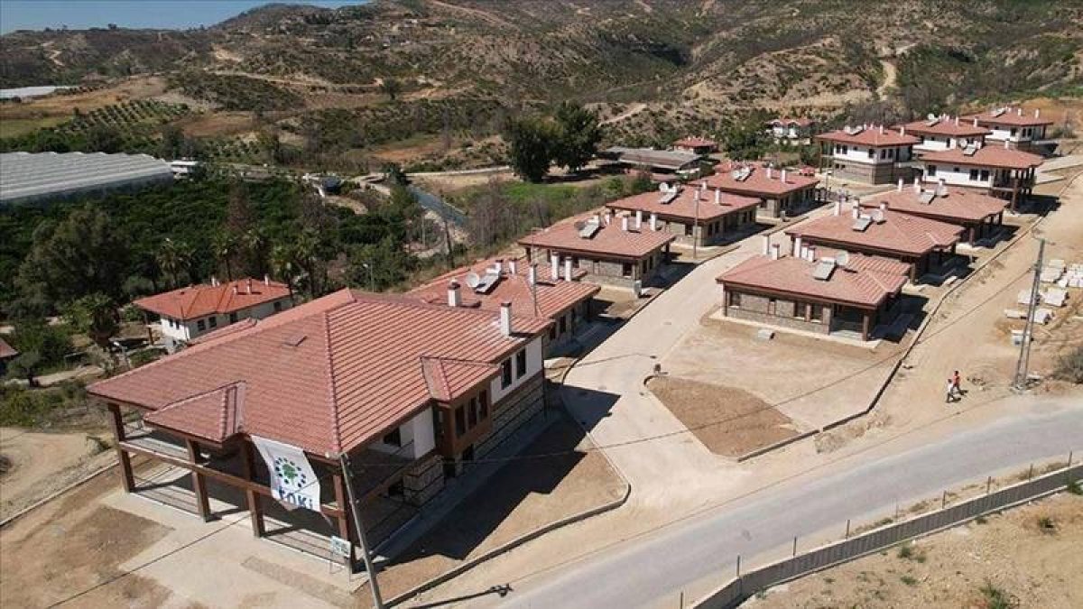 "İlk Evim Arsa" projesinde hak sahiplerine arsa teslimi başlıyor