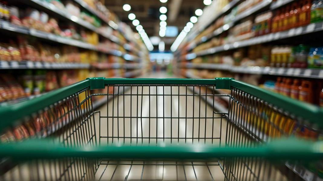 Esnaf, sanatkar ve perakendeciler, marketlerin pazar günü kapalı olması konusunda anlaştı