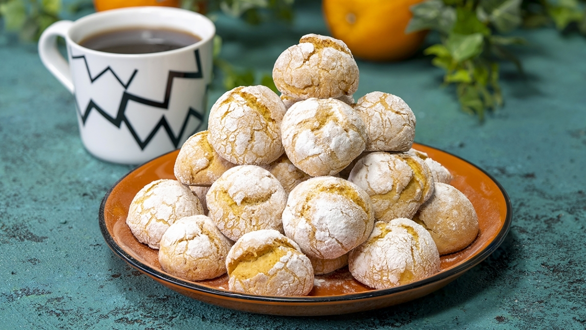 Gün menülerinde yerini alacak! Evde portakallı çatlak kurabiye nasıl yapılır? İşte püf noktalarıyla yapılışı