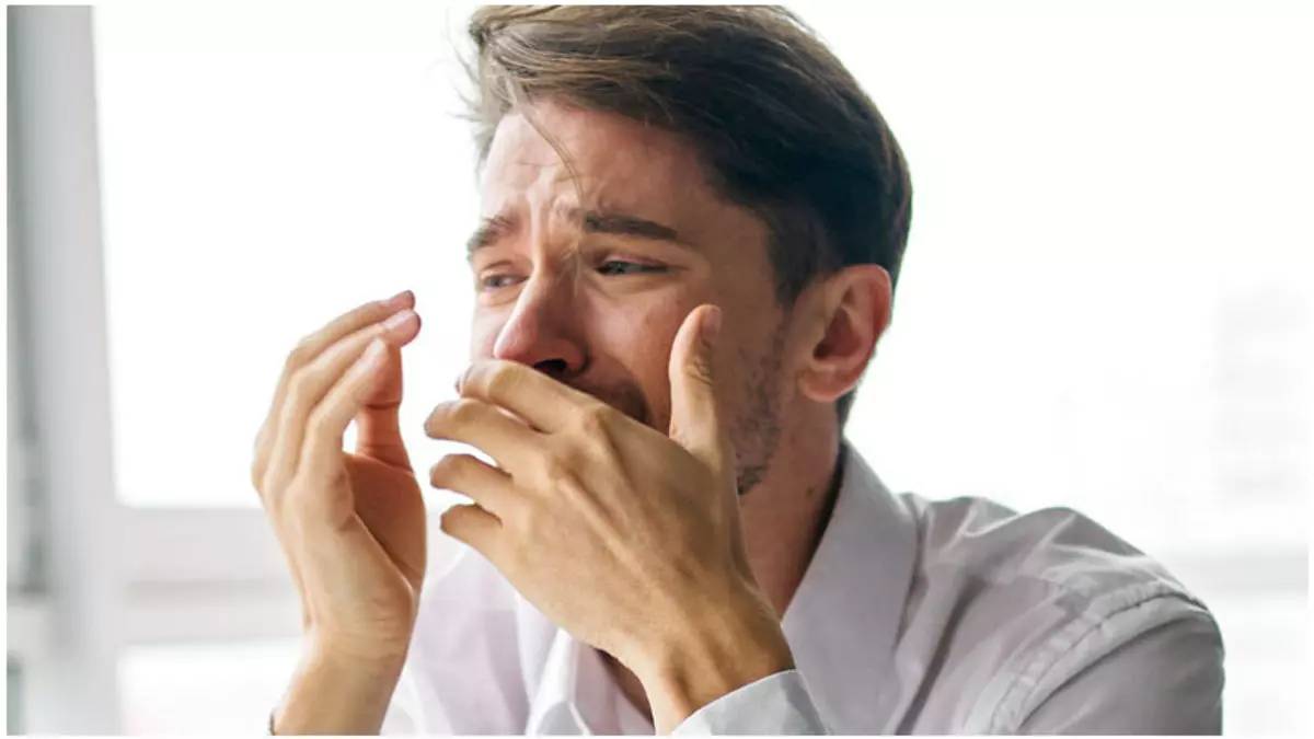 Ağlarken neden boğazımızın düğümlenir? Nedeni herkesi meraklandırıyor