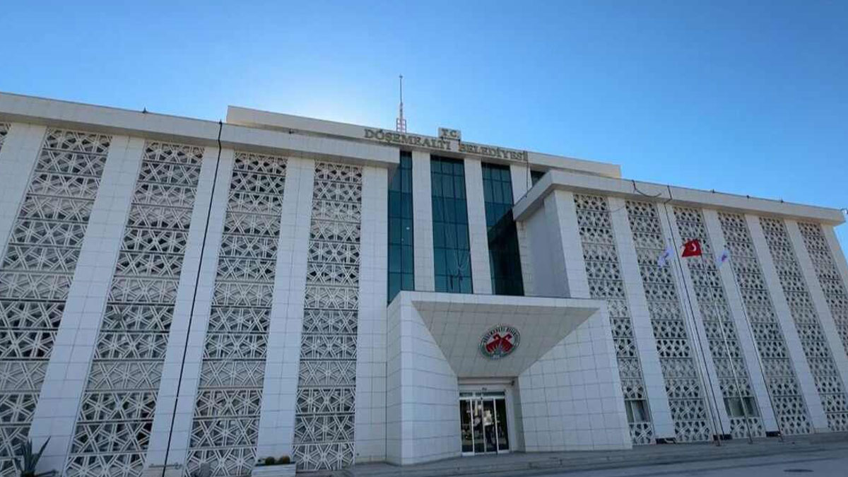 Son dakika! Döşemealtı Belediyesi’ne operasyon: 10 gözaltı