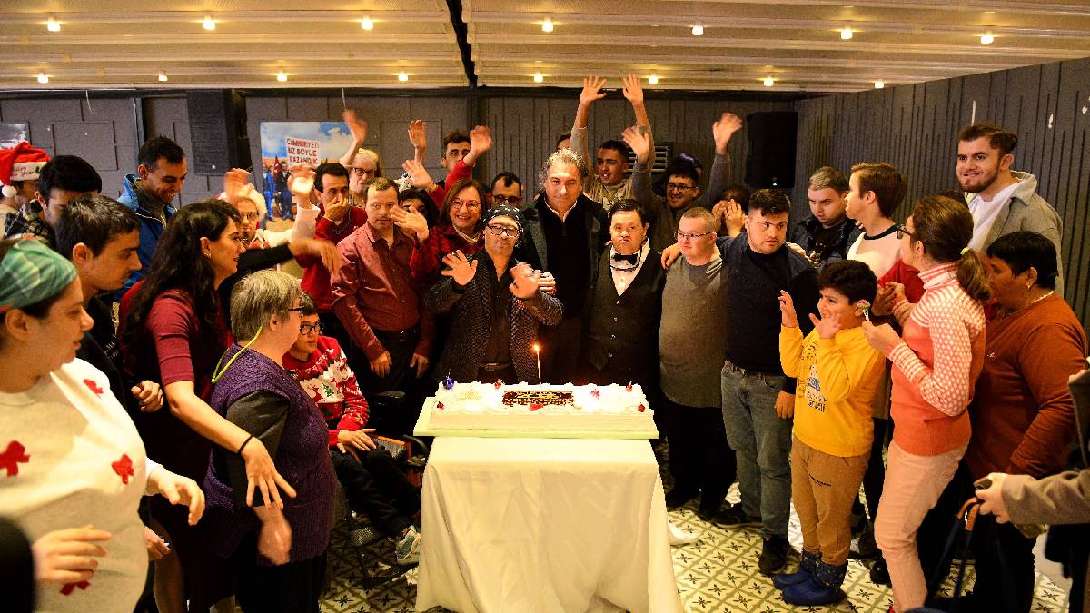 Yeni yıla Engelsiz Kafe’de ‘merhaba’ dediler