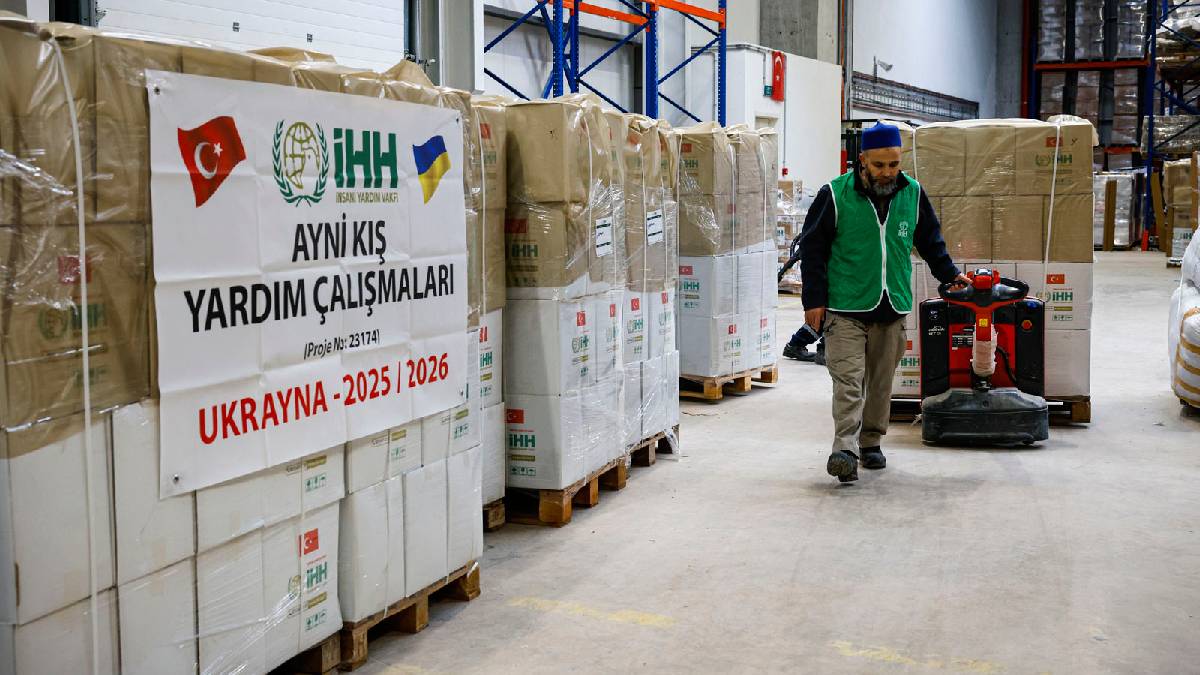 İHH savaş mağduru Ukraynalılara 4 tır yardım gönderiyor