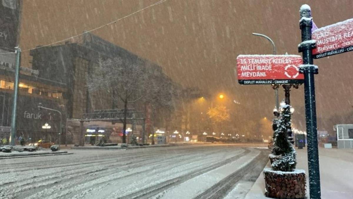 Meteorolojiden Ankaralılara uyarı: Yarın başkent beyaza bürünecek