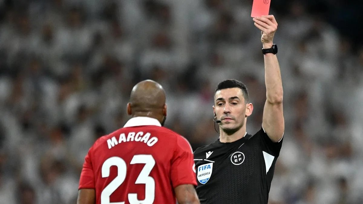 Hakeme küfür etmişti: Eski Galatasaraylı Marcao'ya tarihi ceza