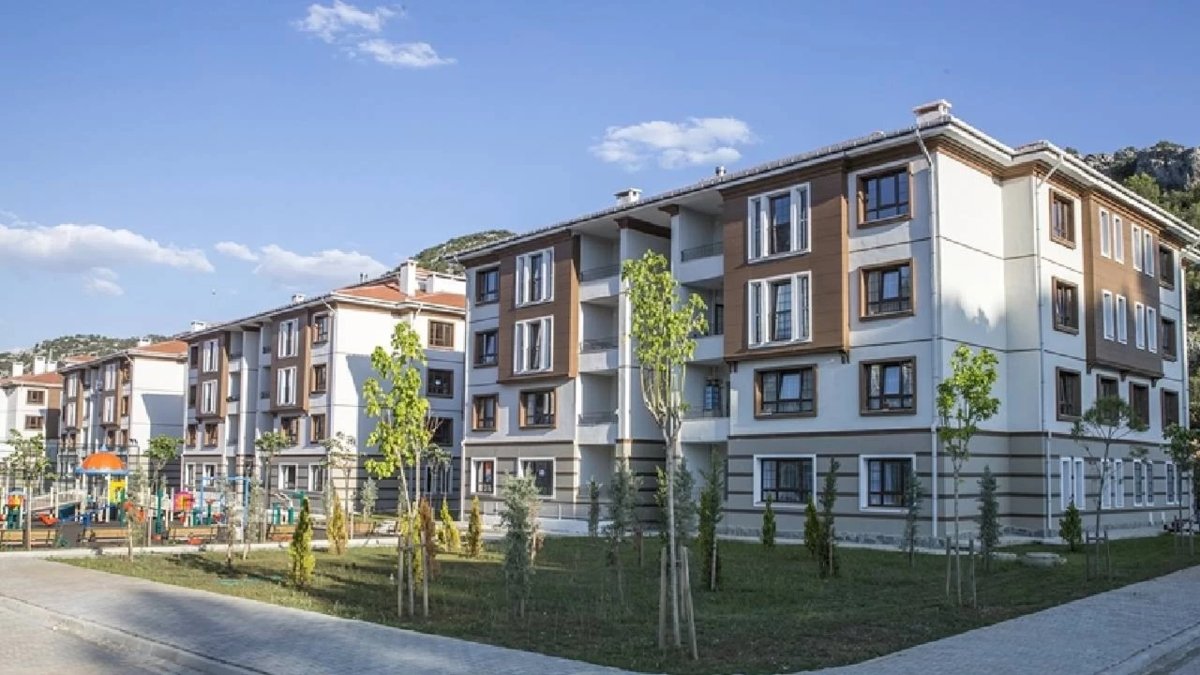 'Yüzyılın Konut Projesi'nde ilk kura pazartesi çekilecek: Hangi ilden başlıyor?