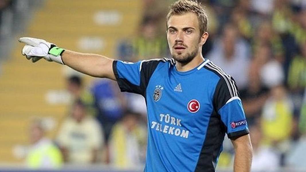 Mert Günok Fenerbahçe'ye geri dönüyor