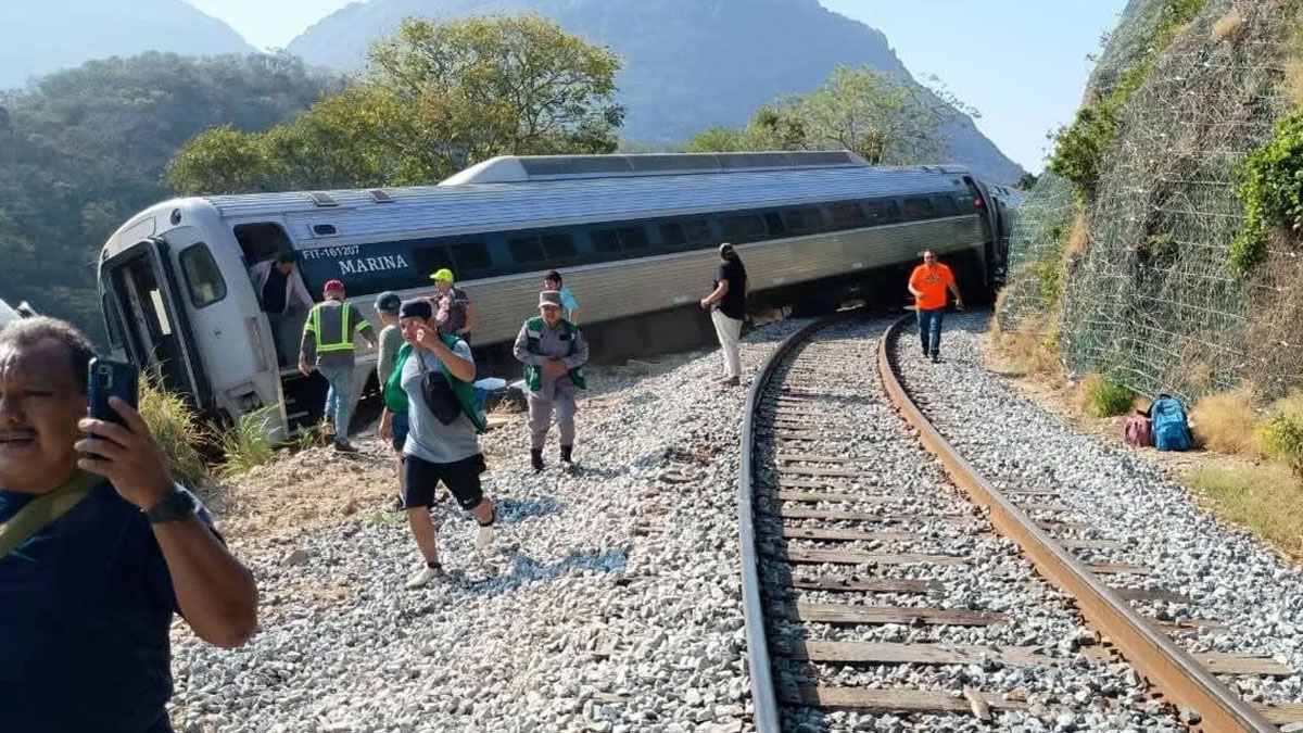 Meksika’da tren faciası: 13 ölü, 98 yaralı