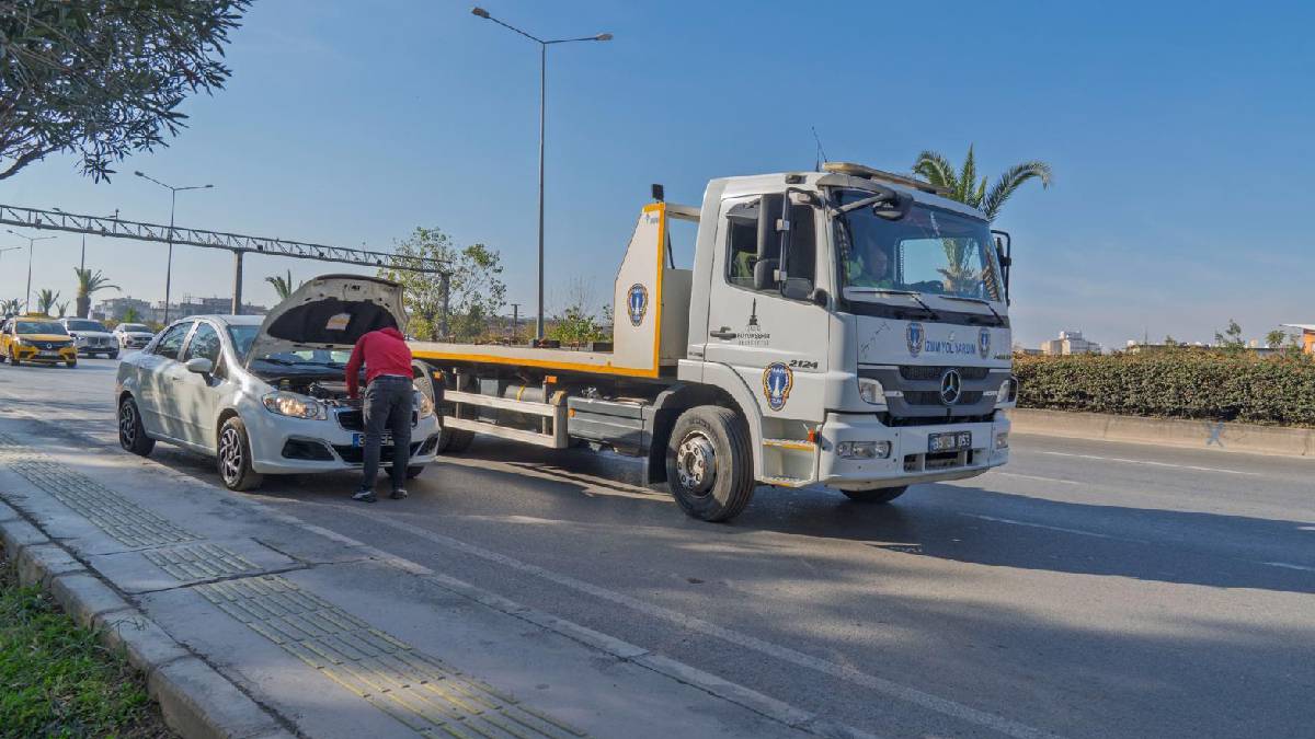 Büyükşehir’den trafiğe anında müdahale