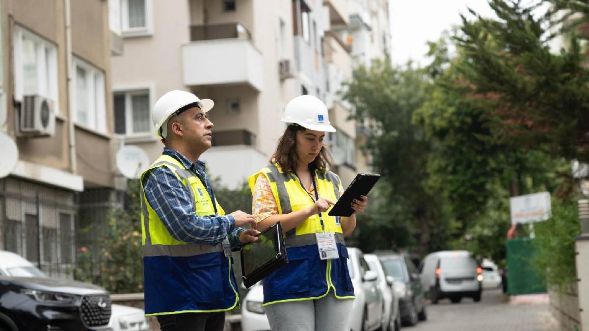 İzmir Büyükşehir; riskleri öngören, güvenli ve planlı kent modeli ile örnek olacak