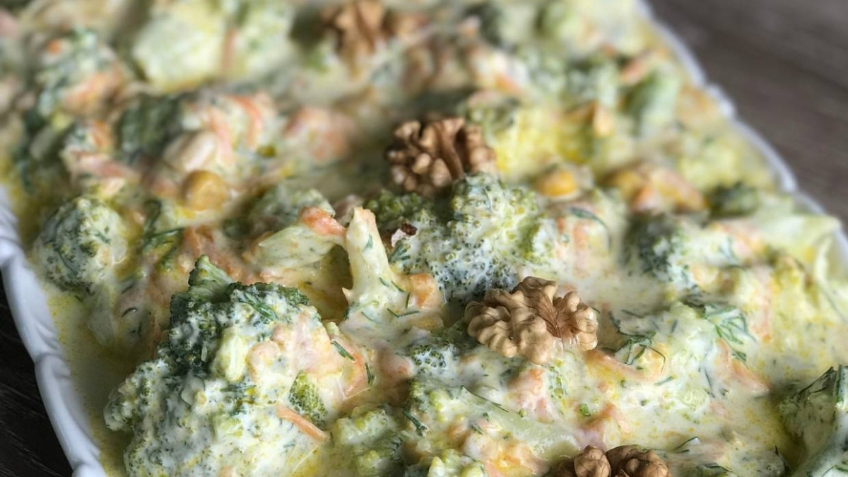 Brokoli yemeyenlere alternatif! Salatasını yapın keyfinize bakın: İşte evde brokoli salatası yapılışı