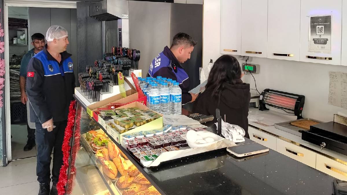 Efeler Belediyesinden yılbaşı öncesi gıda güvenliği seferberliği