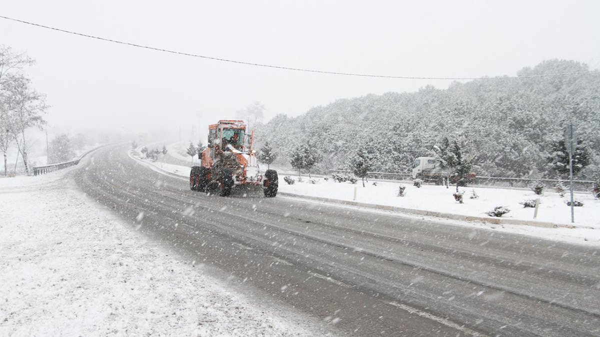 2026'ya "beyaz kabus" ile giriyoruz: Meteoroloji'den 1 Ocak için peş peşe kritik uyarılar