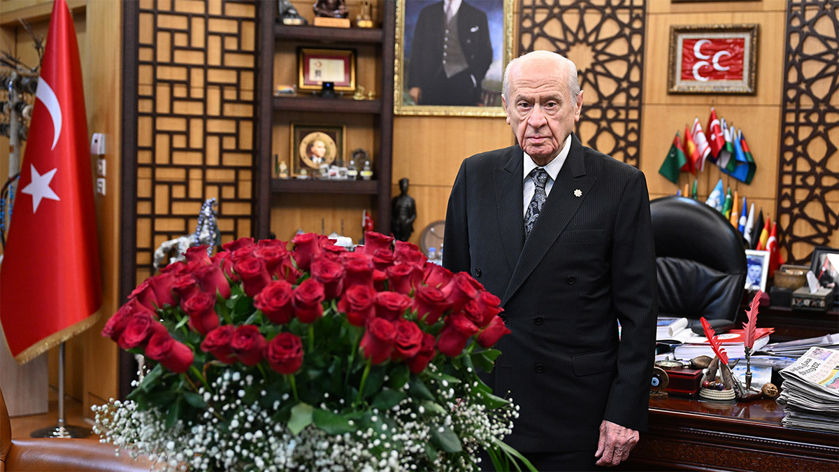 Erdoğan'dan Bahçeli'ye 78 gül