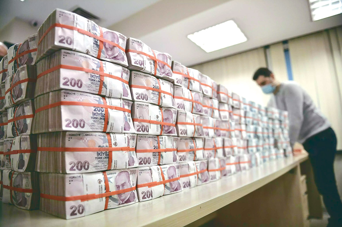 Herkes kaybetti banka kazandı