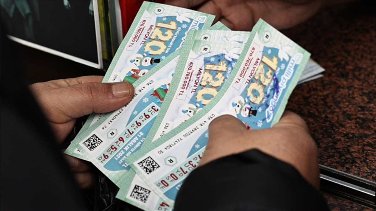 Milli piyango 2026 yılbaşı çekilişi sonuçları belli oldu: 800 milyon TL'lik büyük ikramiye 3 ile gitti