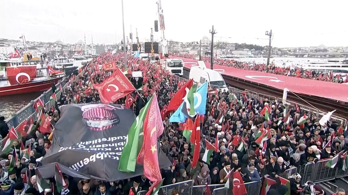 On binler Galata'da buluştu! İstanbul'da Gazze için dev yürüyüş