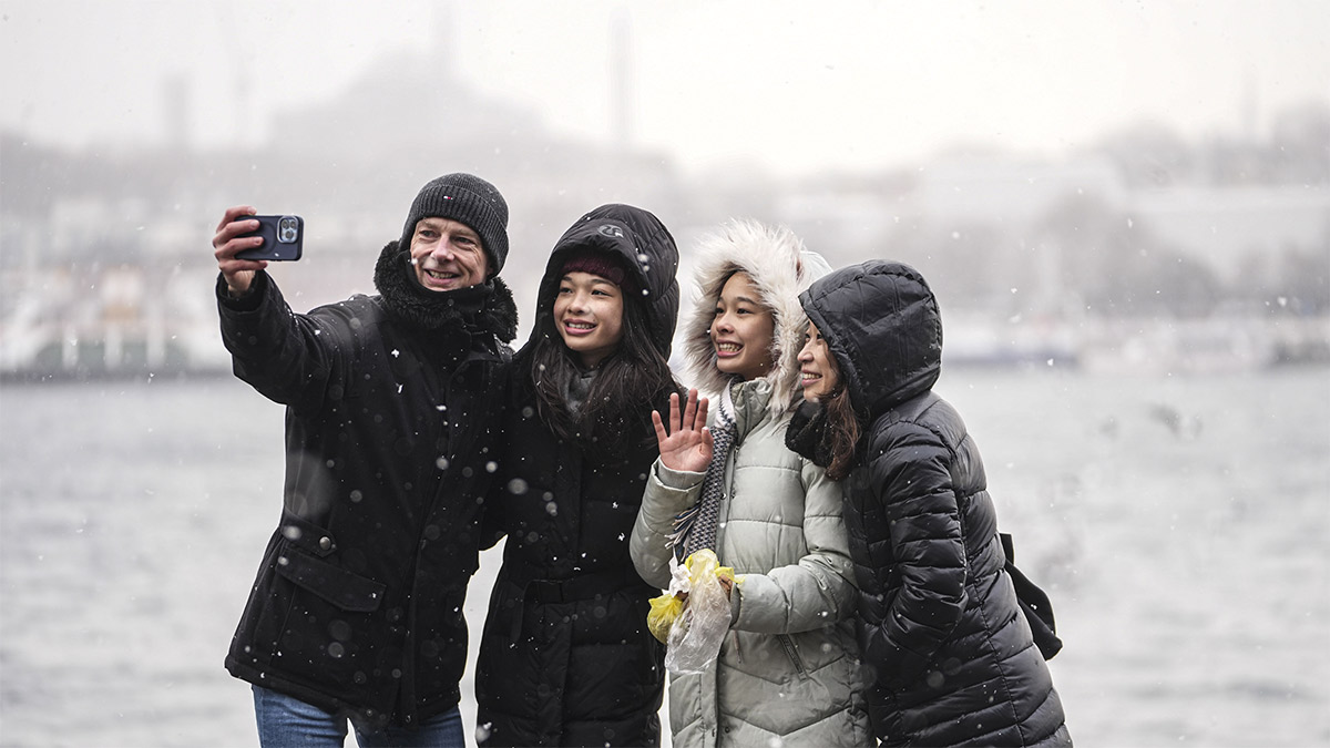 Meteoroloji radarları uyardı, kar İstanbul’a giriş yaptı: Daha da kuvvetlenecek