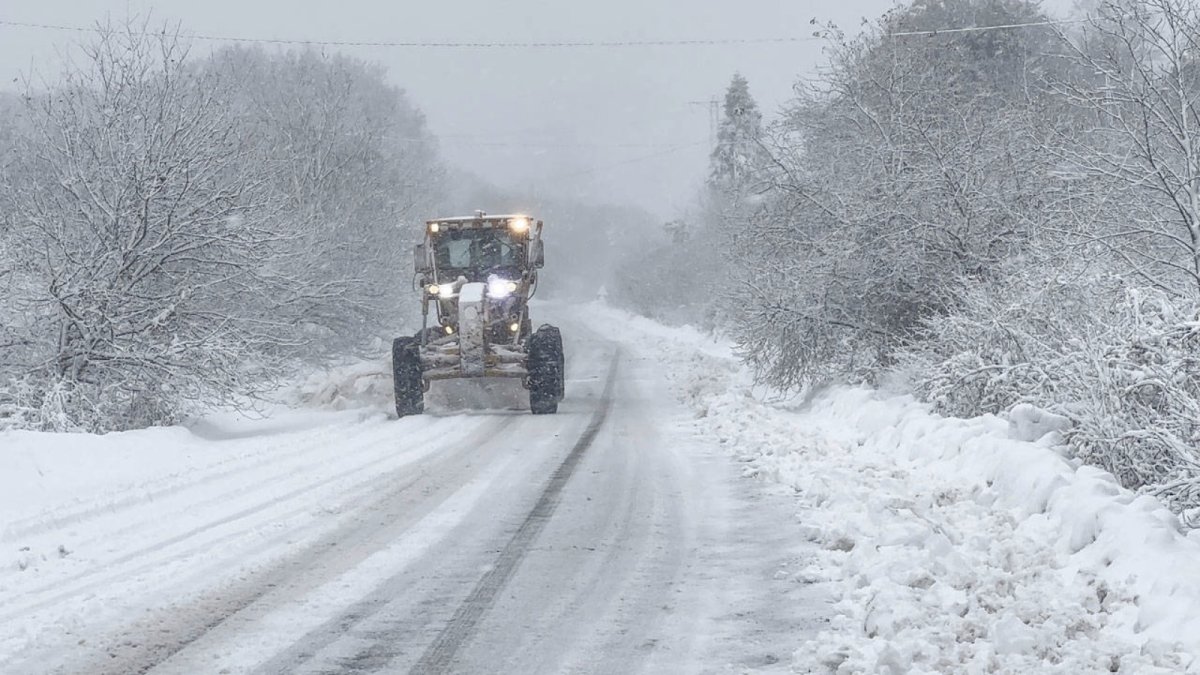 4 kentte 778 köy yolu hava şartları nedeniyle ulaşıma kapandı
