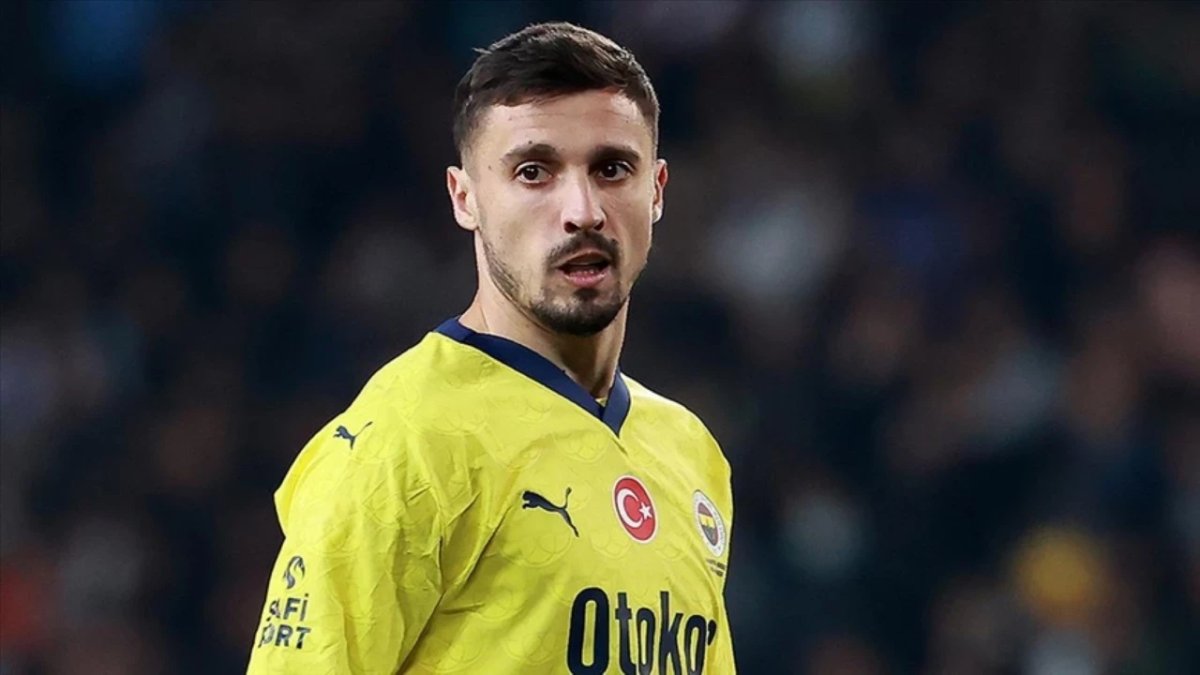 Fenerbahçe'nin eski futbolcusu Rade Krunic'ten olay sözler: Galatasaray, Fenerbahçe'den daha vizyonlu