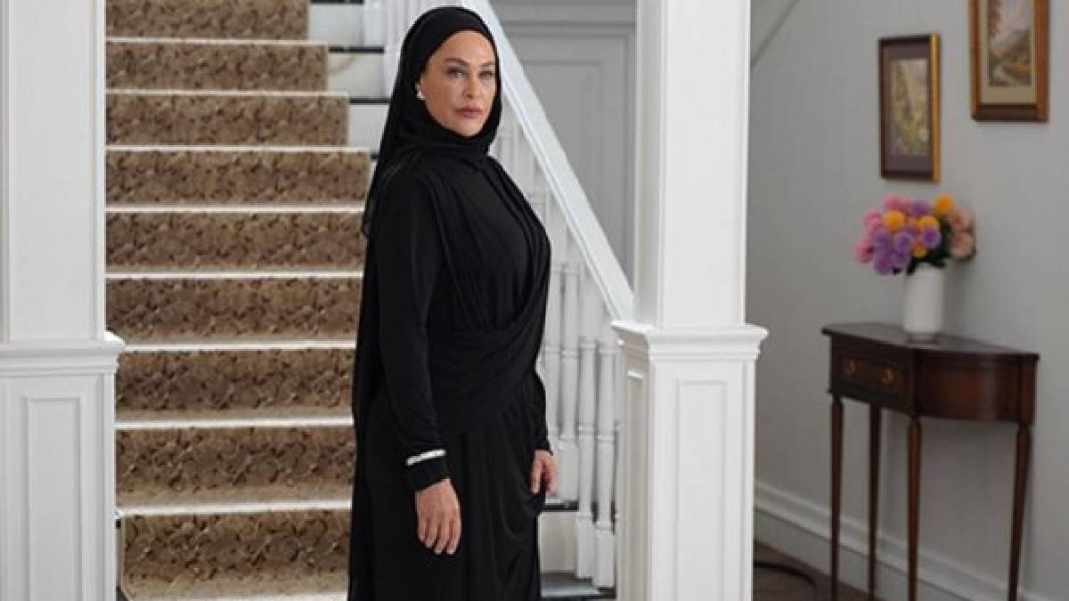 Hülya Avşar tesettüre girdi, herkes şaşırdı kaldı! ‘ Daha önce hiç deneyimlemedim’