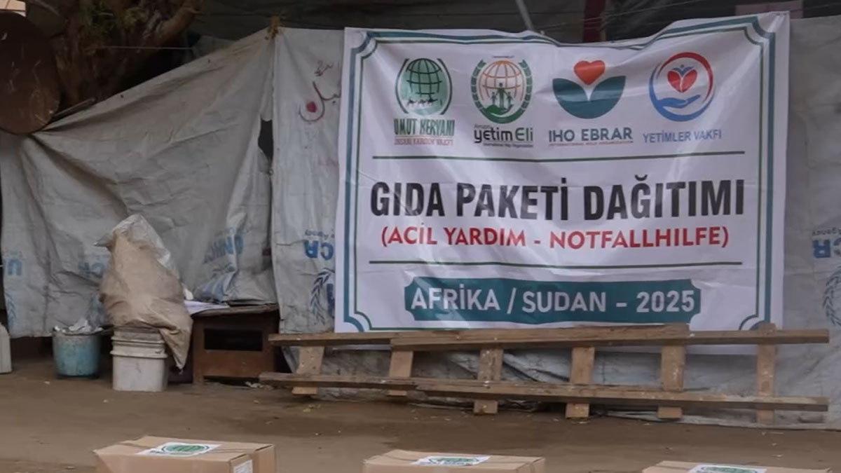 Umut Kervanı ve Avrupa Yetim Eli’nden Sudan’a yardım seferberliği