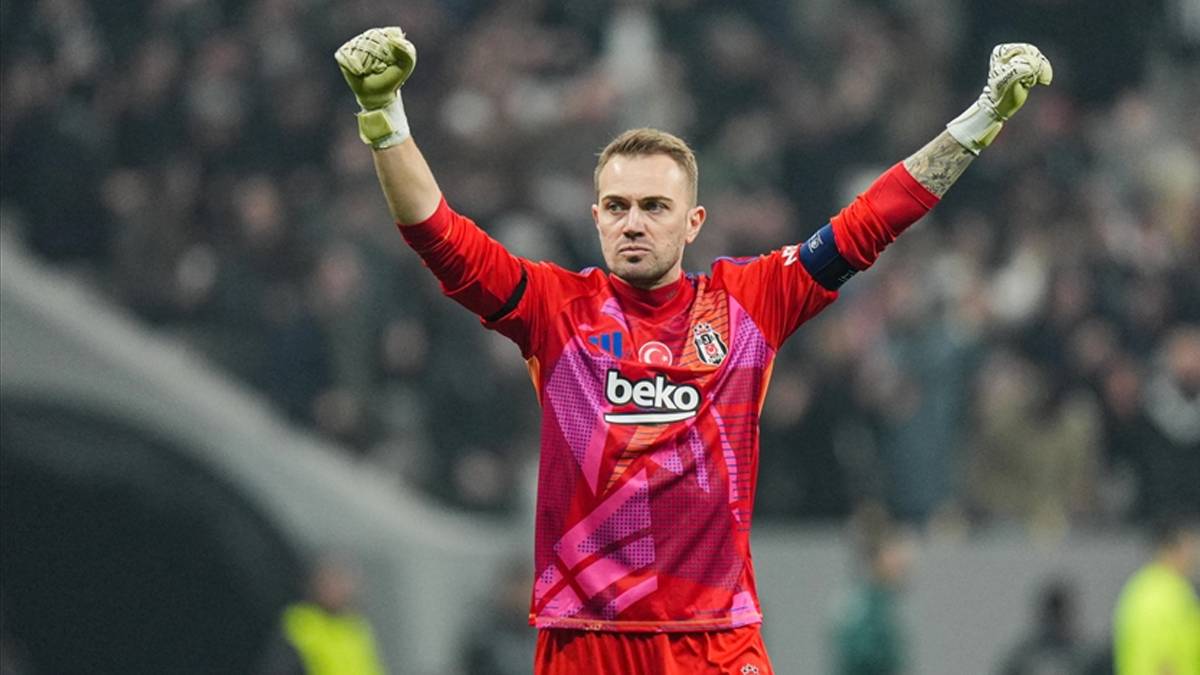 Mert Günok yeni takımına imzayı atıyor