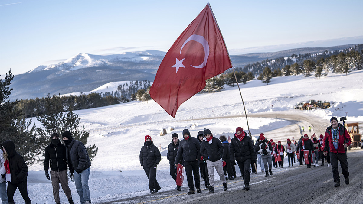Sarıkamış’ta 111. yıl anması: Binlerce kişi eksi 17 derecede şehitler için buluştu